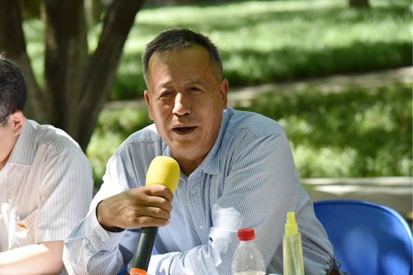 e2734432dd4d4ffc96a3bf025e2f711a.jpg 王佺珍教授讲话.JPG