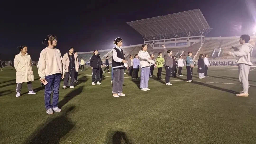 99649cb189bd49f0a61c4bcb9e138970.jpg 99649cb189bd49f0a61c4bcb9e138970.jpg