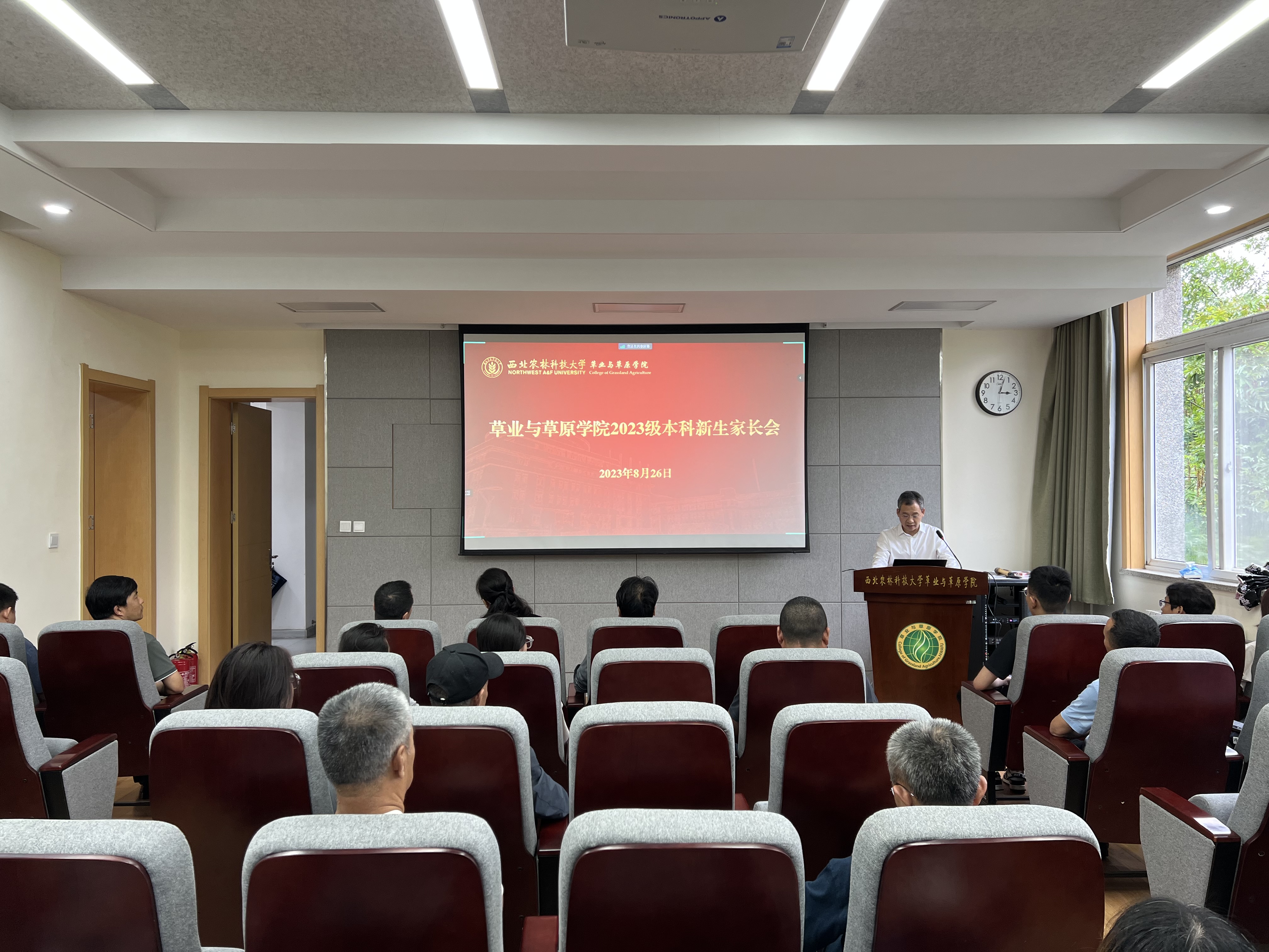 1530e31b55e24e95a9a1d19d4e51a45f.png 1530e31b55e24e95a9a1d19d4e51a45f.png