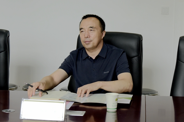 cc69590e58b144cd897e54f1ce278cdc.jpg 温院长.jpg